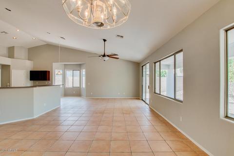 991 N Buckaroo Ln, Gilbert, AZ 85234 photo 8
