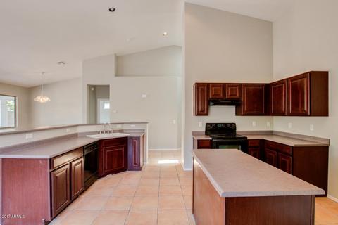 991 N Buckaroo Ln, Gilbert, AZ 85234 photo 3