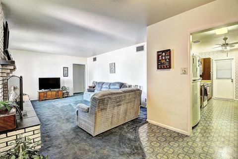 2031 E Cheery Lynn Rd, Phoenix, AZ 85016 photo 2