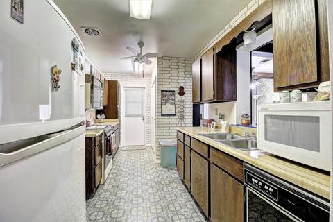 2031 E Cheery Lynn Rd, Phoenix, AZ 85016 photo 5