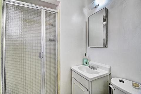2031 E Cheery Lynn Rd, Phoenix, AZ 85016 photo 17