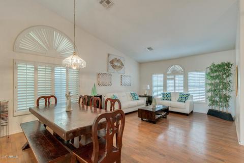 238 E Sagebrush St, Gilbert, AZ 85296 photo 2