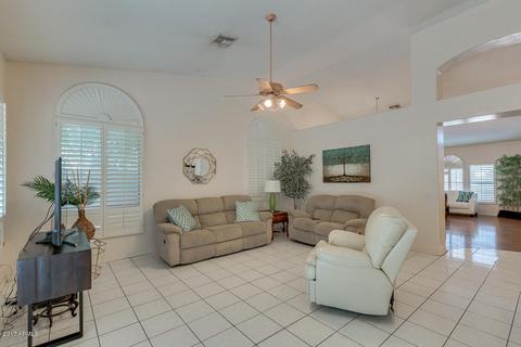 238 E Sagebrush St, Gilbert, AZ 85296 photo 9