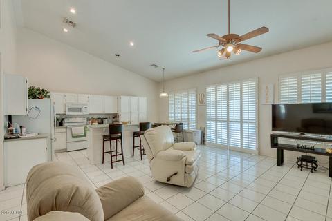 238 E Sagebrush St, Gilbert, AZ 85296 photo 6