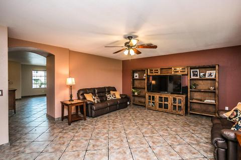 287 E Windsor Ct, Gilbert, AZ 85296 photo 2