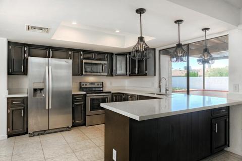 2548 E Christy Dr, Phoenix, AZ 85028 photo 8