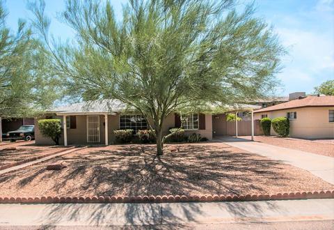 911 E San Juan Ave, Phoenix, AZ 85014 photo 2