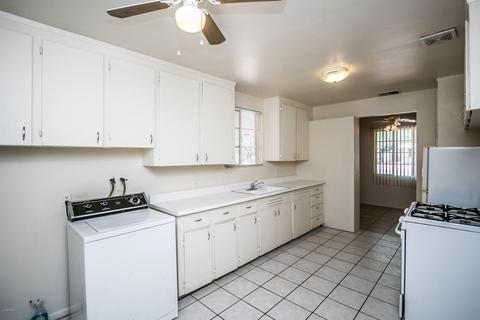 911 E San Juan Ave, Phoenix, AZ 85014 photo 10