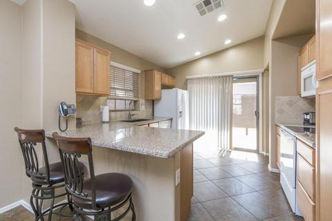 2556 E Megan St, Gilbert, AZ 85295 photo 4