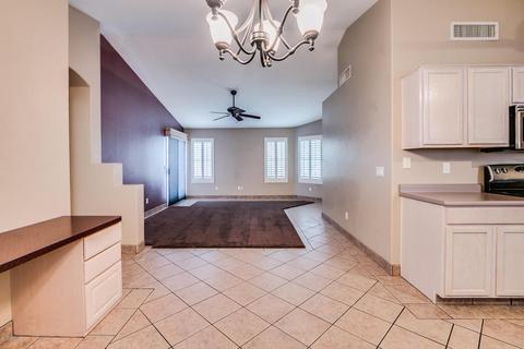 4850 E Abraham Ln, Phoenix, AZ 85054 photo 7