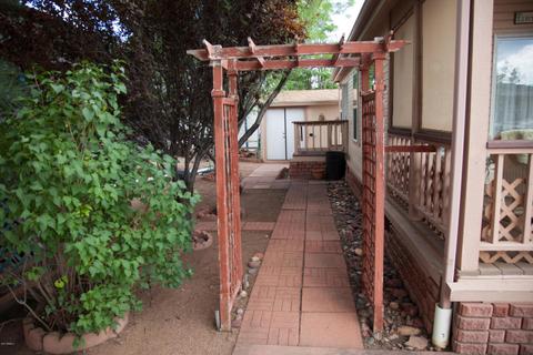 2230 Rodeo Rd, Overgaard, AZ 85933 photo 2