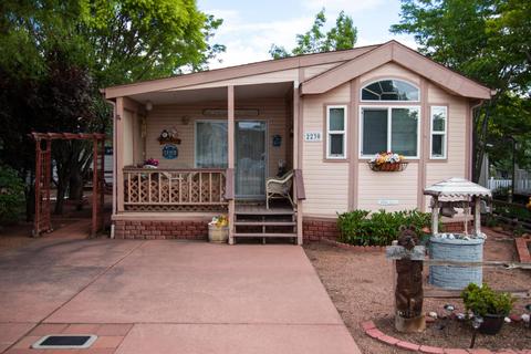 2230 Rodeo Rd, Overgaard, AZ 85933 photo 1