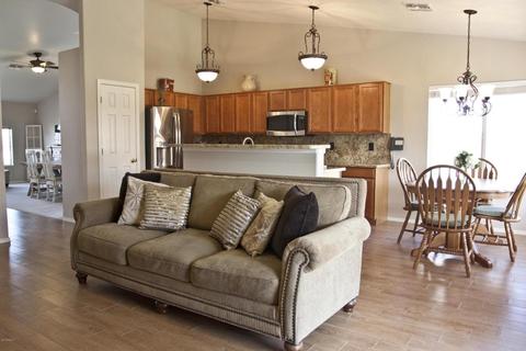 2167 E Devon Ct, Gilbert, AZ 85296 photo 3