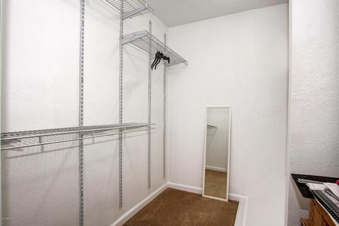776 Eugie Ave, Phoenix, AZ 85022 photo 21