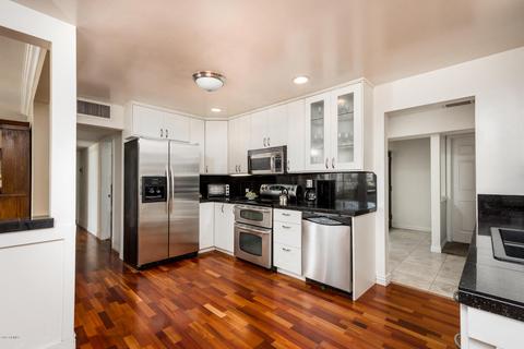4114 E Pinchot Ave, Phoenix, AZ 85018 photo 10