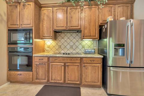 4468 E Carob Dr, Gilbert, AZ 85298 photo 9