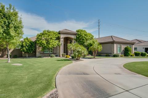 2044 E Vaughn Ave, Gilbert, AZ 85234 photo 1