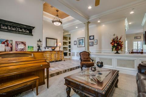 2044 E Vaughn Ave, Gilbert, AZ 85234 photo 6