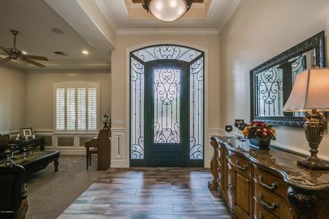 2044 E Vaughn Ave, Gilbert, AZ 85234 photo 4