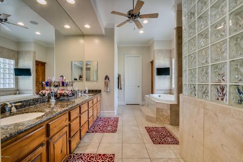 2044 E Vaughn Ave, Gilbert, AZ 85234 photo 12