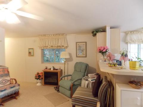 2115 Bluejay Rd, Overgaard, AZ 85933 photo 4