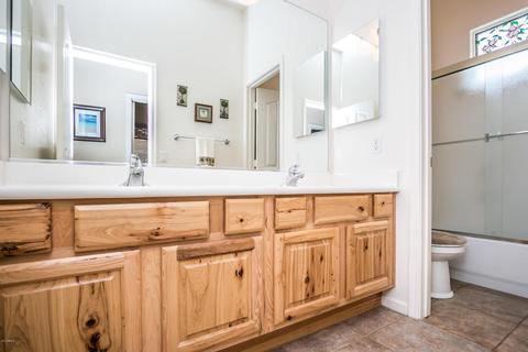 3826 E Meadowview Dr, Gilbert, AZ 85298 photo 12