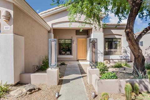 5233 E Hashknife Rd, Phoenix, AZ 85054 photo 2