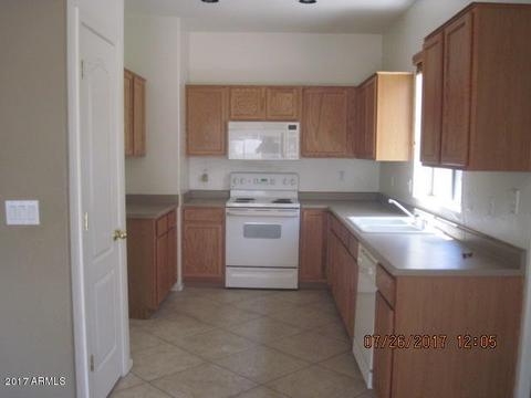 1335 E Dunbar Dr, Phoenix, AZ 85042 photo 5