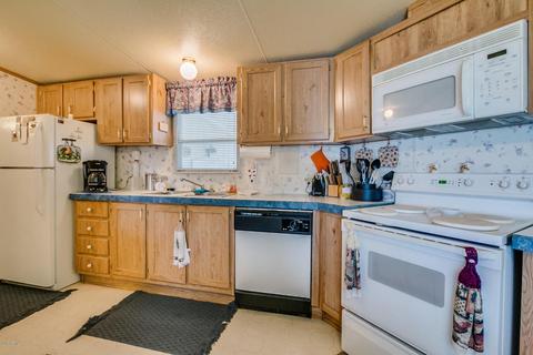 2010 S Mariposa Rd, Apache Junction, AZ 85119 photo 5
