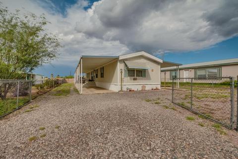 2010 S Mariposa Rd, Apache Junction, AZ 85119 photo 2