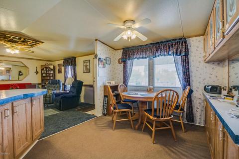 2010 S Mariposa Rd, Apache Junction, AZ 85119 photo 3
