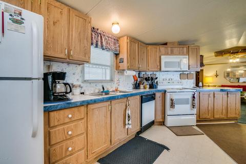 2010 S Mariposa Rd, Apache Junction, AZ 85119 photo 4