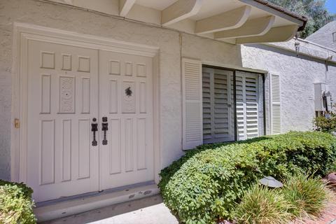 134 Echo Ln, Phoenix, AZ 85020 photo 1