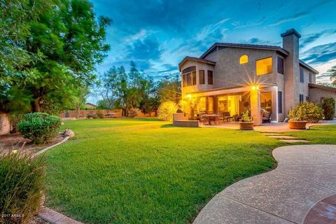 265 S Yale Ct, Gilbert, AZ 85296 photo 3