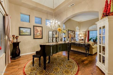 265 S Yale Ct, Gilbert, AZ 85296 photo 10