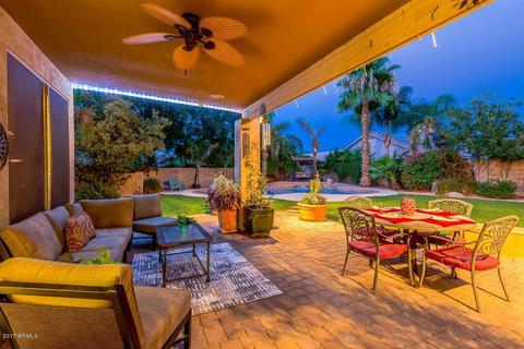 265 S Yale Ct, Gilbert, AZ 85296 photo 5
