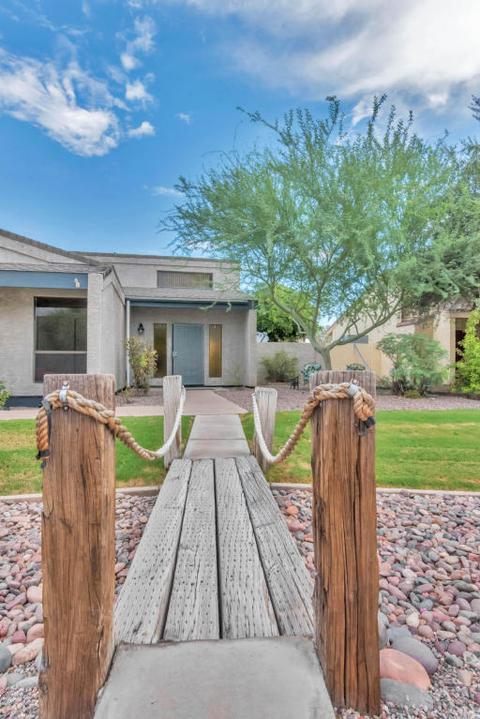 1616 E Diamond Dr, Tempe, AZ 85283 photo 3