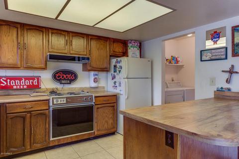 2470 W Winchcomb Dr, Phoenix, AZ 85023 photo 4