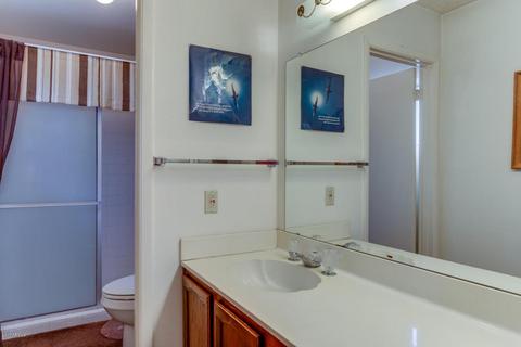 2470 W Winchcomb Dr, Phoenix, AZ 85023 photo 9