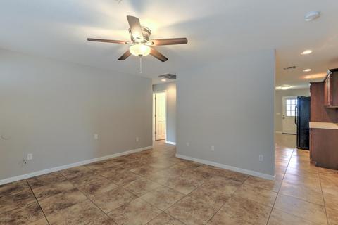 16632 N 16th Pl, Phoenix, AZ 85022 photo 7