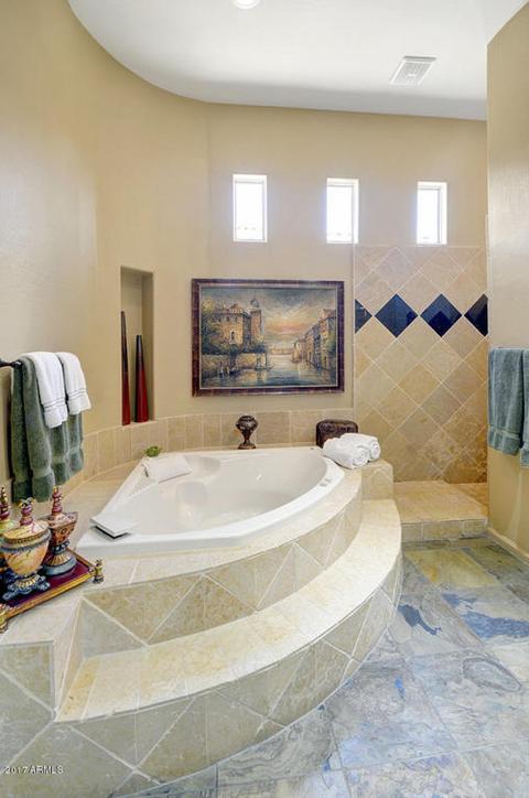 3530 E Robin Ln, Phoenix, AZ 85050 photo 26