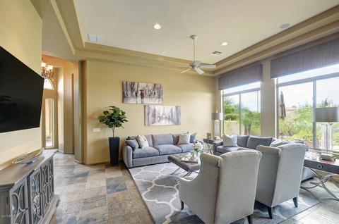 3530 E Robin Ln, Phoenix, AZ 85050 photo 10