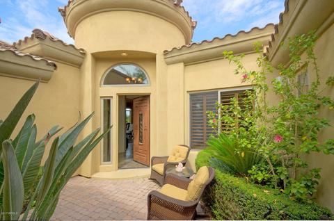 3530 E Robin Ln, Phoenix, AZ 85050 photo 6