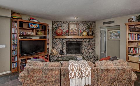 1068 El Freda Rd, Tempe, AZ 85284 photo 20
