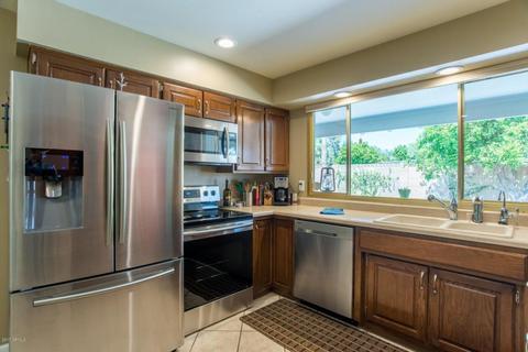2056 E Malibu Dr, Tempe, AZ 85282 photo 6
