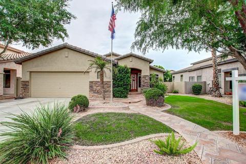 1689 E Tradewind Ct, Gilbert, AZ 85234 photo 1