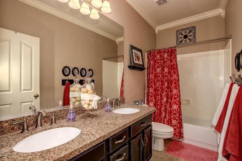 1689 E Tradewind Ct, Gilbert, AZ 85234 photo 22