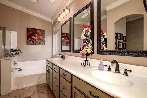 1689 E Tradewind Ct, Gilbert, AZ 85234 photo 25