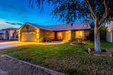 902 W Spur Ave, Gilbert, AZ 85233 photo 2