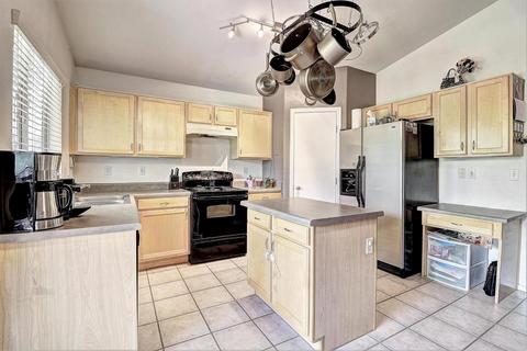 834 E Monona Dr, Phoenix, AZ 85024 photo 2